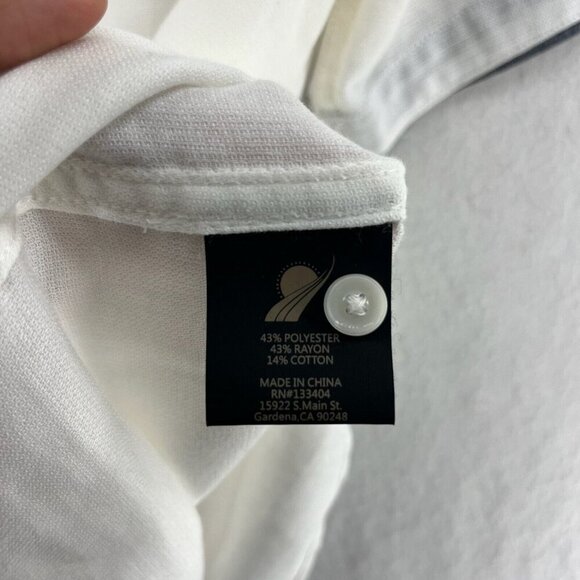 Fundamental Coast Los Angeles Shirt Mens M White Button Up Short Sleeves Woven - Picture 12 of 13